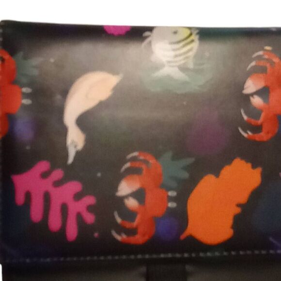 Disney ariel, little mermaid, trifold portfolio - Picture 6 of 11